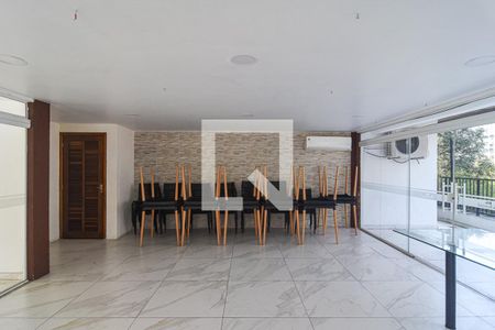 Apartamento à venda com 120m², 3 quartos e 1 vaga Apartamento à venda com 120m², 3 quartos e 1 vagaÁrea comum