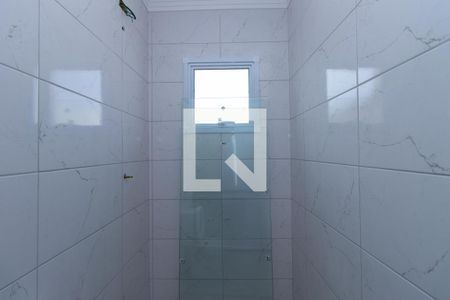 Casa à venda com 89m², 2 quartos e 2 vagasBanheiro da Suíte 1