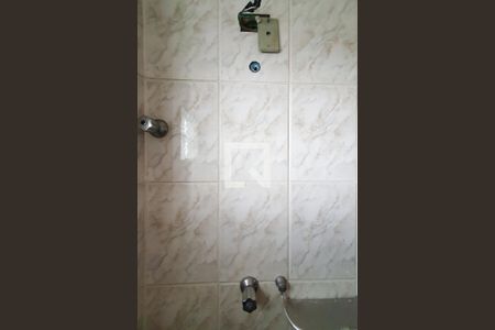 Apartamento à venda com 215m², 4 quartos e 4 vagas Apartamento à venda com 215m², 4 quartos e 4 vagasBanheiro da Suíte 2