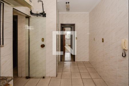 Apartamento à venda com 215m², 4 quartos e 4 vagas Apartamento à venda com 215m², 4 quartos e 4 vagasCozinha