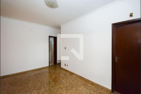 Apartamento à venda com 215m², 4 quartos e 4 vagas Apartamento à venda com 215m², 4 quartos e 4 vagasQuarto 2 ( Suíte )