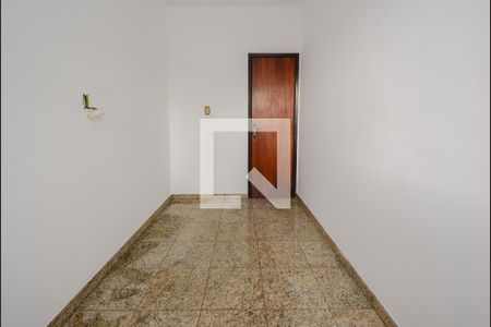 Apartamento à venda com 215m², 4 quartos e 4 vagas Apartamento à venda com 215m², 4 quartos e 4 vagasQuarto 3