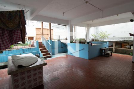 Apartamento para alugar com 200m², 3 quartos e 4 vagasQuintal