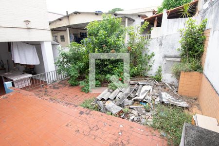 Apartamento para alugar com 200m², 3 quartos e 4 vagasQuintal