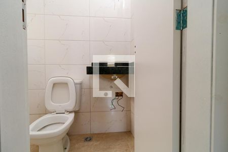 Casa para alugar com 83m², 2 quartos e 2 vagasBanheiro da Suíte 1