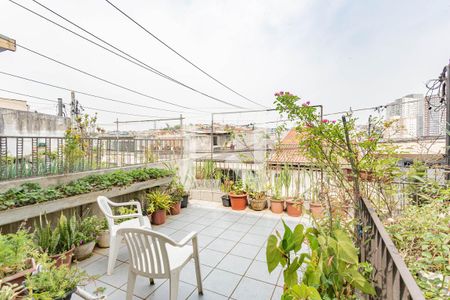 Casa à venda com 160m², 3 quartos e 3 vagasTerraço