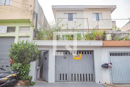 Casa à venda com 160m², 3 quartos e 3 vagasFachada