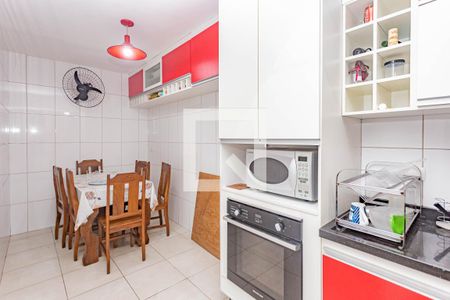 Casa à venda com 160m², 3 quartos e 3 vagasCozinha da Edícula