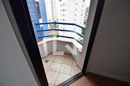 Apartamento à venda com 121m², 3 quartos e 1 vagaQuarto 2 - Suíte Sacada