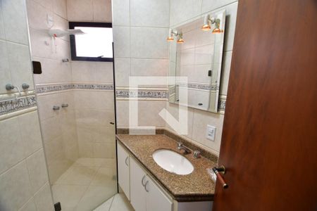 Apartamento à venda com 121m², 3 quartos e 1 vagaBanheiro 3
