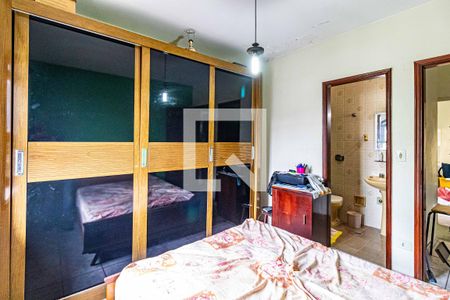 Suite 01 de casa à venda com 3 quartos, 250m² em Jardim Pinheiros, São Paulo