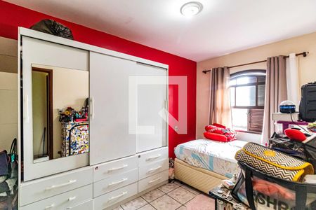 Casa à venda com 250m², 3 quartos e 3 vagas Casa à venda com 250m², 3 quartos e 3 vagasSuite 02