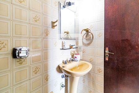 Casa à venda com 250m², 3 quartos e 3 vagas Casa à venda com 250m², 3 quartos e 3 vagasSuite 01 - Banheiro