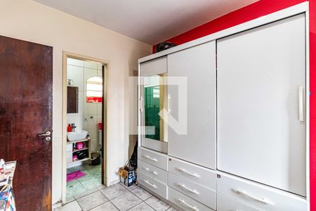 Casa à venda com 250m², 3 quartos e 3 vagas Casa à venda com 250m², 3 quartos e 3 vagasSuite 02