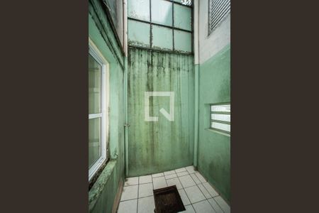 Espaço externo da sala de casa para alugar com 3 quartos, 150m² em Chácara Inglesa, São Paulo