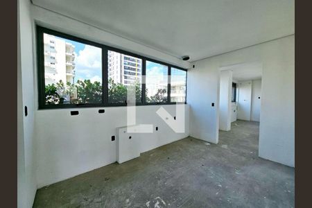 Apartamento à venda com 227m², 3 quartos e 3 vagasFoto 01