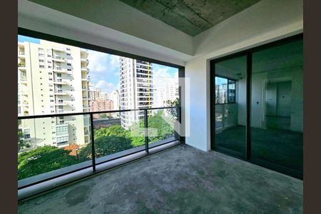 Apartamento à venda com 227m², 3 quartos e 3 vagasFoto 01