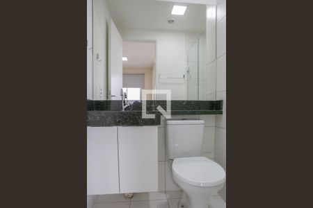 Banheiro de apartamento para alugar com 1 quarto, 39m² em Água Branca, São Paulo