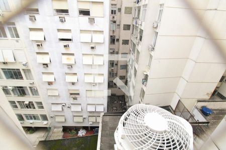 Vista da Sala/sala de jantar de apartamento para alugar com 2 quartos, 60m² em Copacabana, Rio de Janeiro