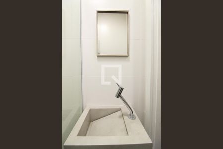 Apartamento para alugar com 60m², 2 quartos e 1 vaga Apartamento para alugar com 60m², 2 quartos e 1 vagaBanheiro da suíte