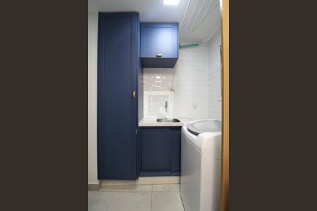 Apartamento para alugar com 60m², 2 quartos e 1 vaga Apartamento para alugar com 60m², 2 quartos e 1 vagaÁrea de serviço
