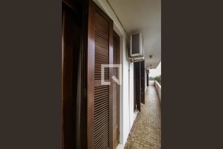 Apartamento à venda com 264m², 6 quartos e 1 vagaSacada