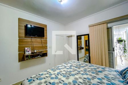 Casa à venda com 400m², 3 quartos e 8 vagasQuarto 2 - Suíte