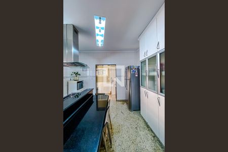 Casa à venda com 400m², 3 quartos e 8 vagasCozinha