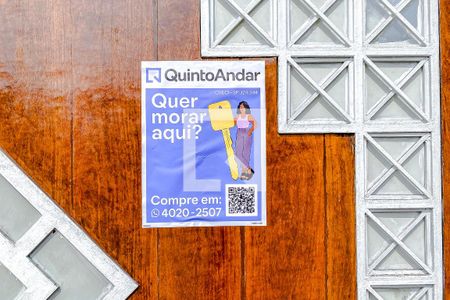 Casa à venda com 400m², 3 quartos e 8 vagasPlaquinha