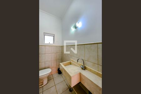 Casa à venda com 400m², 3 quartos e 8 vagasLavabo