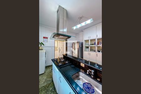 Casa à venda com 400m², 3 quartos e 8 vagasCozinha