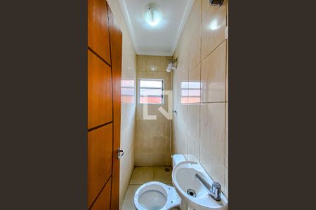 Casa à venda com 400m², 3 quartos e 8 vagasBanheiro de serviço