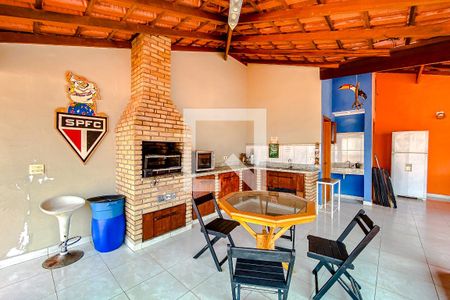 Casa à venda com 400m², 3 quartos e 8 vagasChurrasqueira