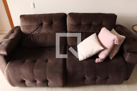 Sala de apartamento para alugar com 2 quartos, 63m² em Setor Goiania Dois, Goiânia