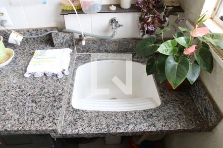 Apartamento para alugar com 63m², 2 quartos e 1 vagaCozinha e Área de Serviço