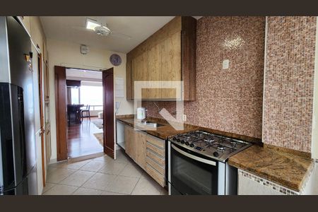 Apartamento para alugar com 200m², 3 quartos e 1 vagaCozinha