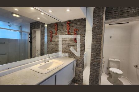 Apartamento para alugar com 200m², 3 quartos e 1 vagaBanheiro da Suíte 1