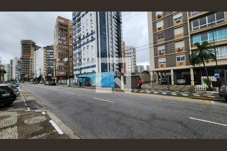 Apartamento para alugar com 200m², 3 quartos e 1 vagaVista da Rua