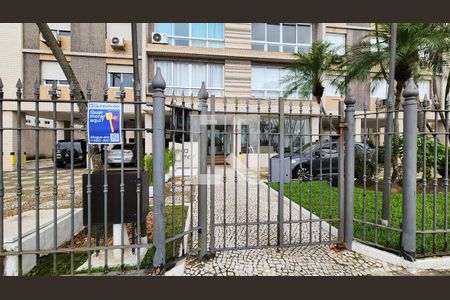 Apartamento para alugar com 200m², 3 quartos e 1 vagaFachada