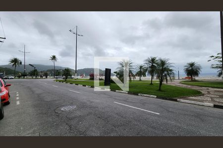 Apartamento para alugar com 200m², 3 quartos e 1 vagaVista da Rua