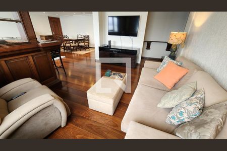 Apartamento para alugar com 200m², 3 quartos e 1 vagaSala de TV