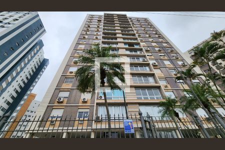 Apartamento para alugar com 200m², 3 quartos e 1 vagaFachada