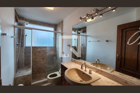 Apartamento para alugar com 200m², 3 quartos e 1 vagaBanheiro da Suíte 2