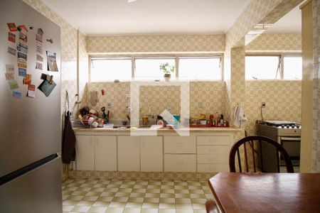 Apartamento à venda com 145m², 4 quartos e 1 vaga Apartamento à venda com 145m², 4 quartos e 1 vagaCozinha