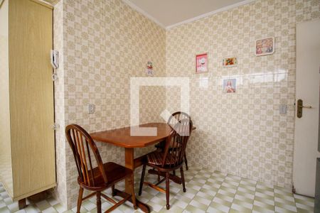 Apartamento à venda com 145m², 4 quartos e 1 vaga Apartamento à venda com 145m², 4 quartos e 1 vagaCozinha