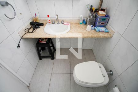Apartamento à venda com 145m², 4 quartos e 1 vaga Apartamento à venda com 145m², 4 quartos e 1 vagaBanheiro da Suíte