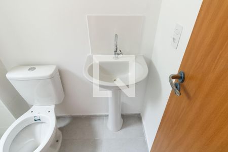 Apartamento para alugar com 51m², 2 quartos e 1 vaga Apartamento para alugar com 51m², 2 quartos e 1 vagaBanheiro