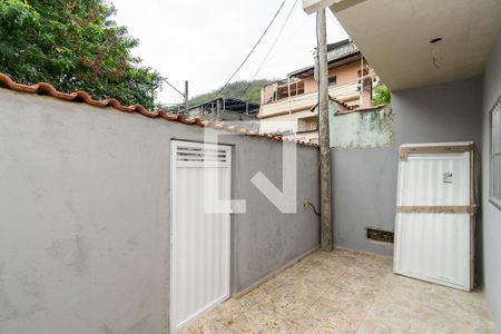 Casa à venda com 72m², 2 quartos e sem vagaVaranda