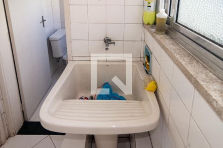 Apartamento à venda com 73m², 2 quartos e 1 vagaÁrea de Serviço