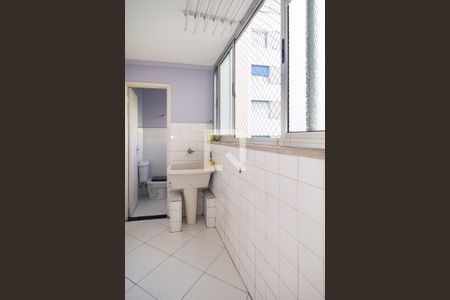 Apartamento à venda com 73m², 2 quartos e 1 vagaÁrea de Serviço